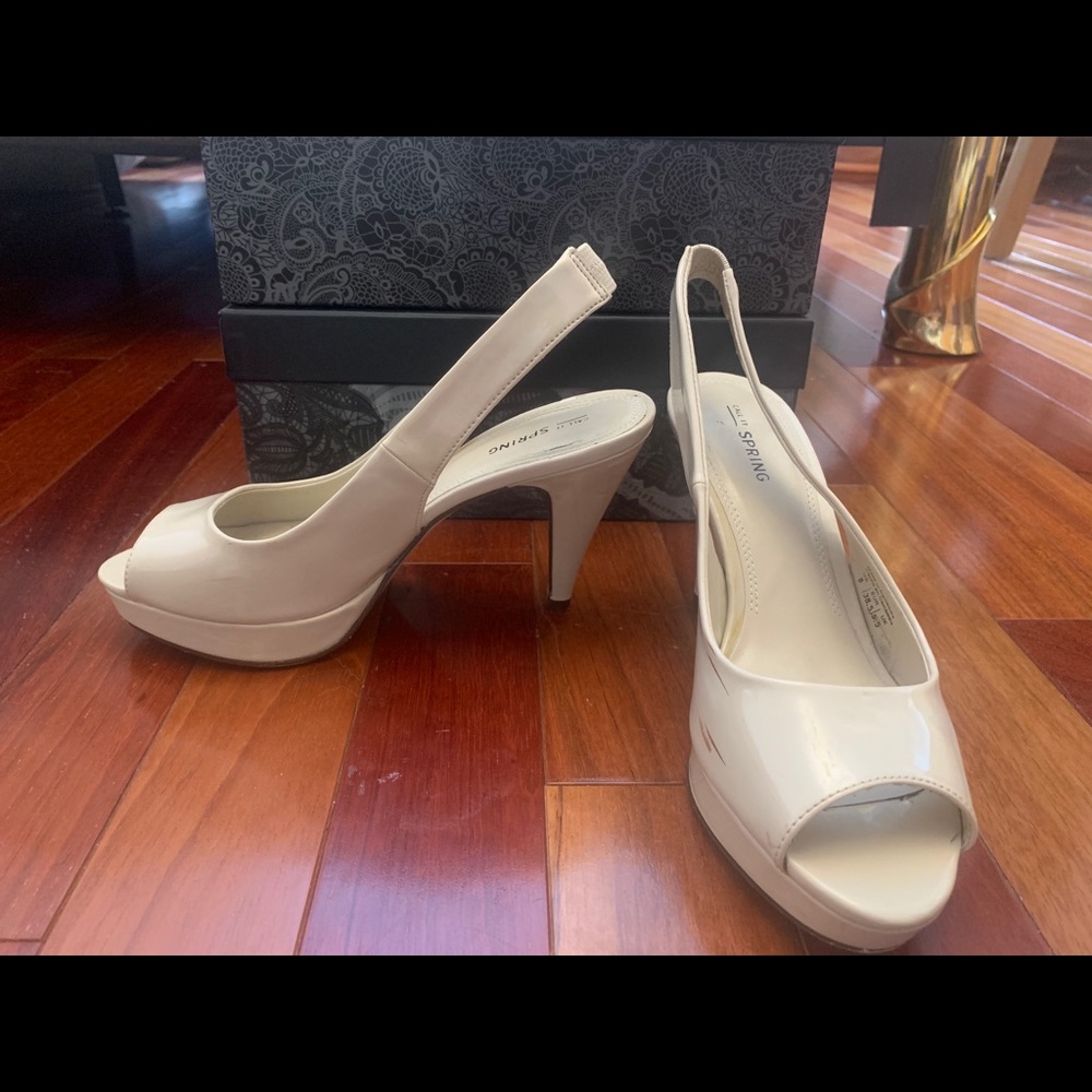 HEELS BUNDLE - Picture 2 of 4